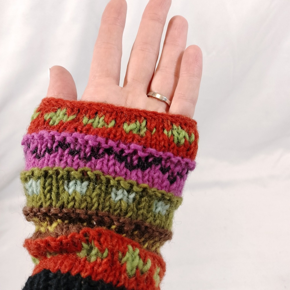 Lakhays Multicolor Fingerless Gloves; Winter Hand Warmers NWT - Picture 4 of 5